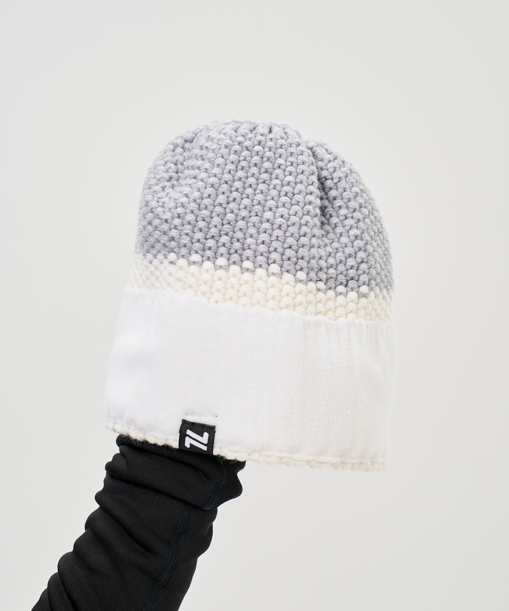 Шапка Nordski Frosty Grey/White